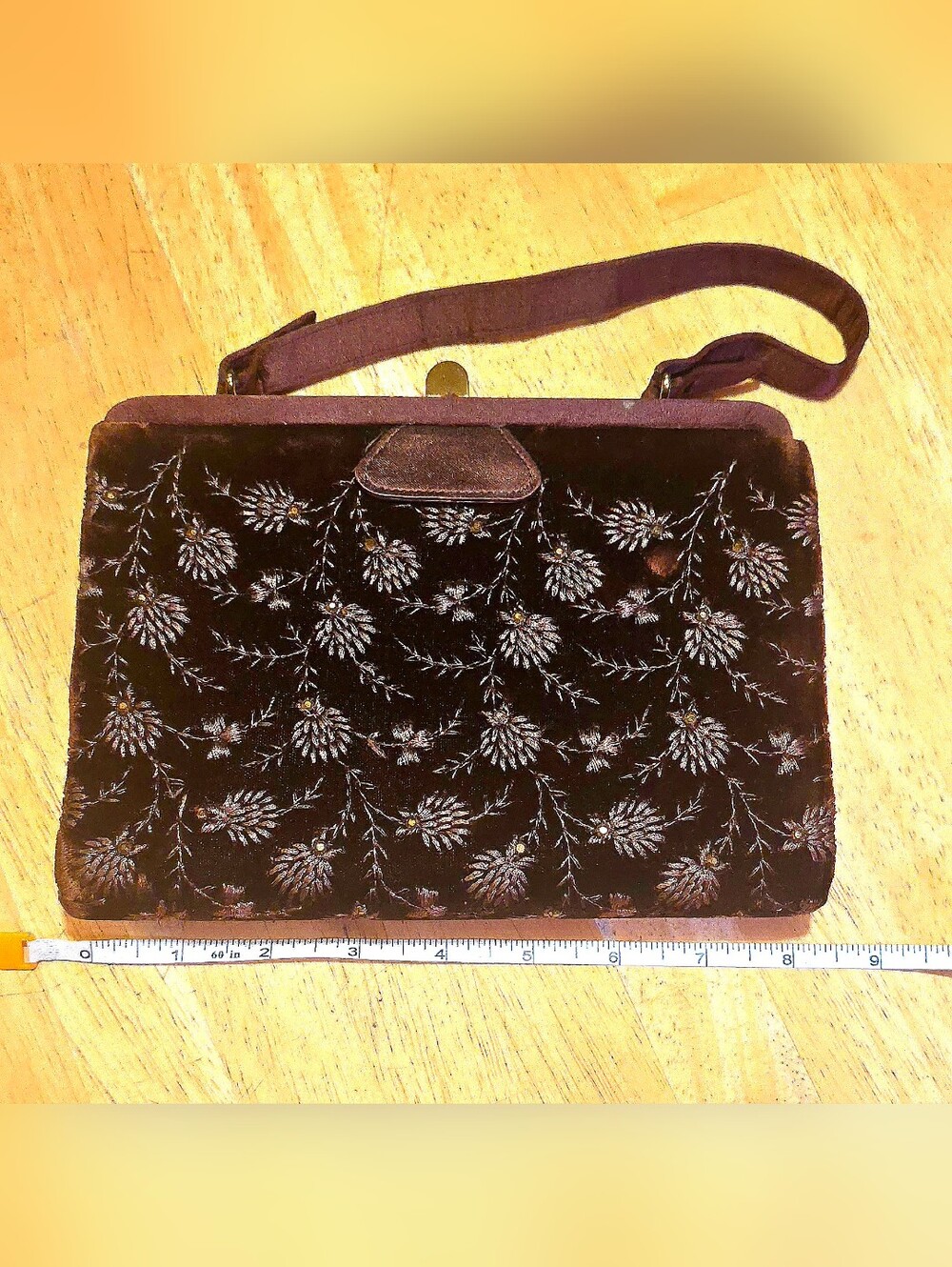 Vintage Souré Embroidered Chocolate Velvet Top-Handle Evening Clutch
